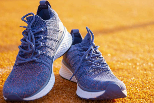 Sports Shoes